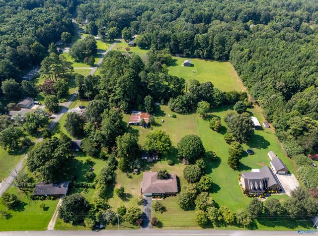 79 Baldwin Road, Decatur, AL 35603