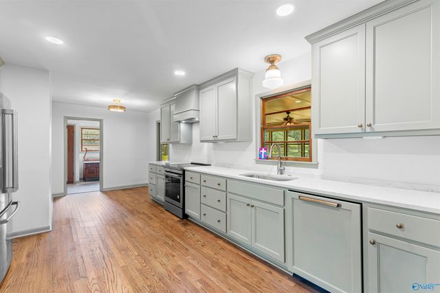 79 Baldwin Road, Decatur, AL 35603