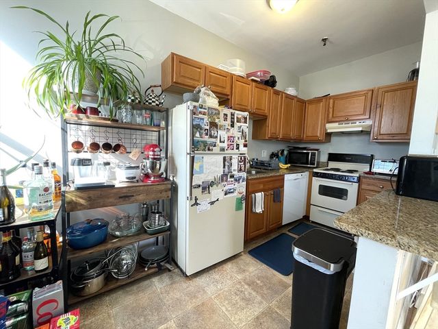 374 Chestnut Hill Ave. 4, Boston, MA 02135