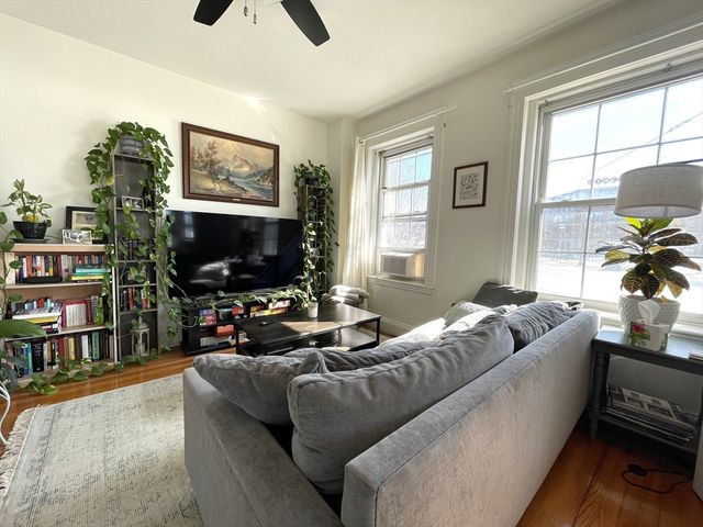 374 Chestnut Hill Ave. 4, Boston, MA 02135