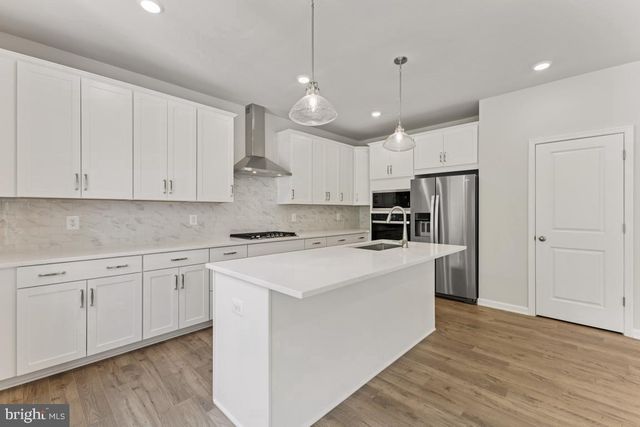 9898 SELKIE LN, Waldorf, MD 20601