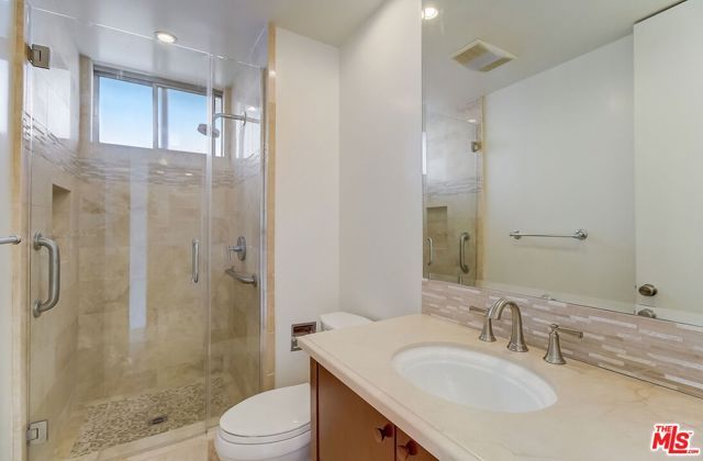 1100 Alta Loma Road 804, West Hollywood, CA 90069