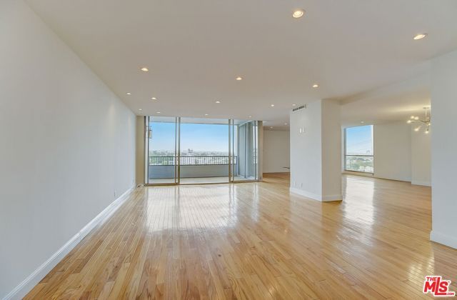 1100 Alta Loma Road 804, West Hollywood, CA 90069