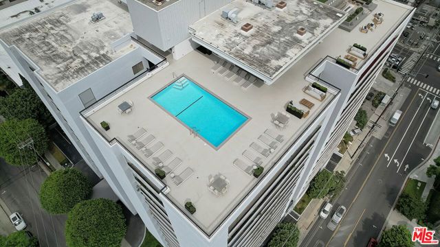 1100 Alta Loma Road 804, West Hollywood, CA 90069