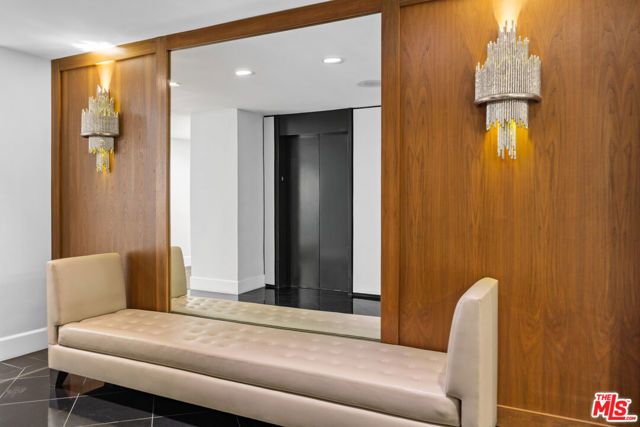 1100 Alta Loma Road 804, West Hollywood, CA 90069