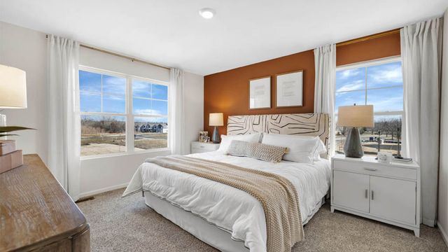 2220 Lakeshore Drive, Schaumburg, IL 60196