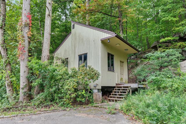 41 Park Lane, West Harrison, NY 10604