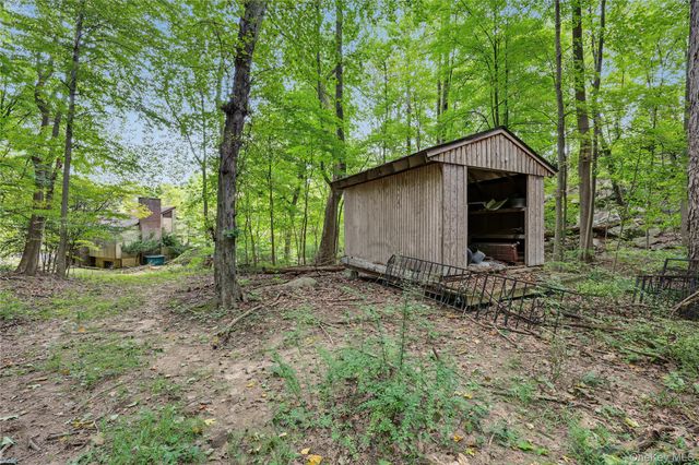 41 Park Lane, West Harrison, NY 10604