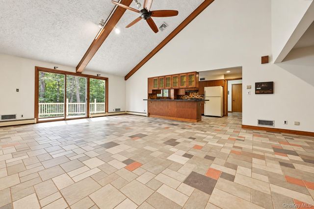 41 Park Lane, West Harrison, NY 10604