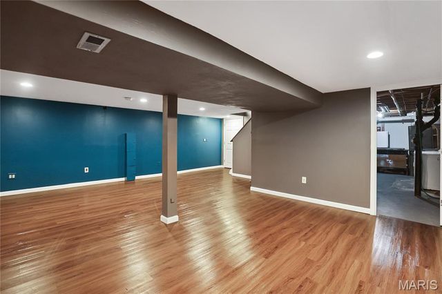 11655 Holly Springs Drive, St Louis, MO 63146