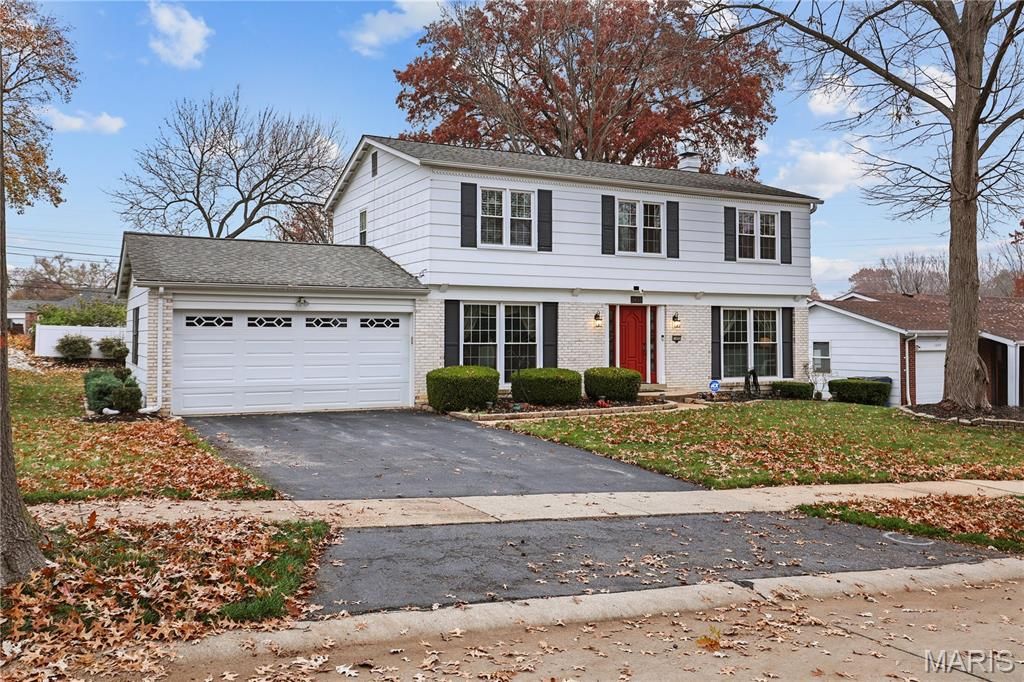 11655 Holly Springs Drive, St Louis, MO 63146