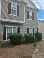 14722 Lions Pride Court, Charlotte, NC 28273