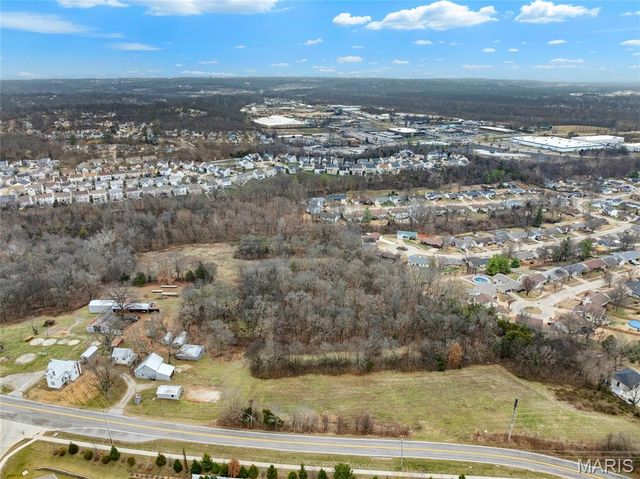 5942 Hawkins Fuchs Road, St Louis, MO 63129