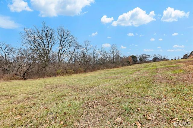 5942 Hawkins Fuchs Road, St Louis, MO 63129