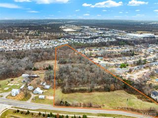 5942 Hawkins Fuchs Road, St Louis, MO 63129