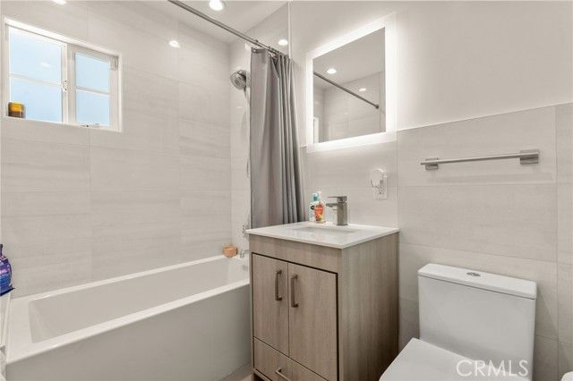 7741 Variel, Canoga Park (los Angeles), CA 91304