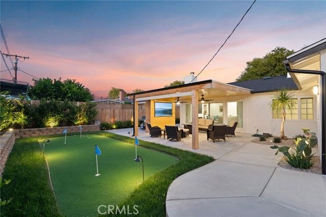 7741 Variel, Canoga Park (los Angeles), CA 91304