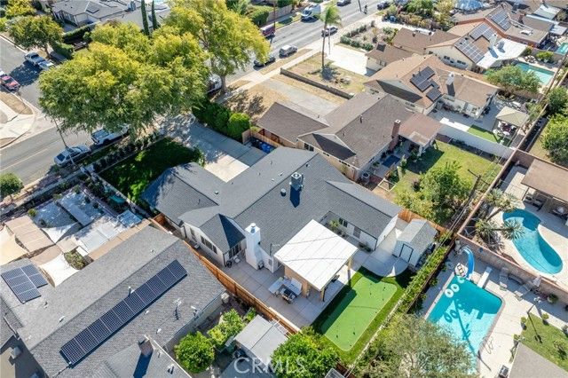 7741 Variel, Canoga Park (los Angeles), CA 91304