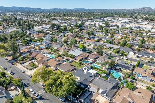 7741 Variel, Canoga Park (los Angeles), CA 91304