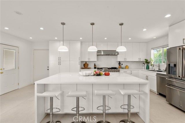 7741 Variel, Canoga Park (los Angeles), CA 91304