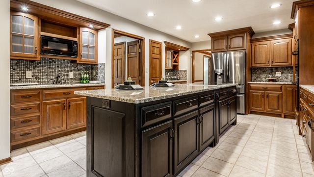 10987 Echo Spring Circle, Indianapolis, IN 46236