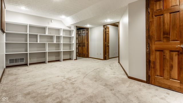 10987 Echo Spring Circle, Indianapolis, IN 46236