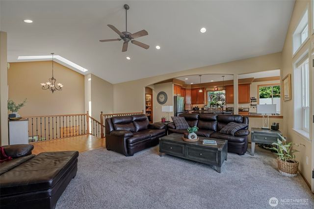 108 Glacier Peak Drive, Camano Island, WA 98282