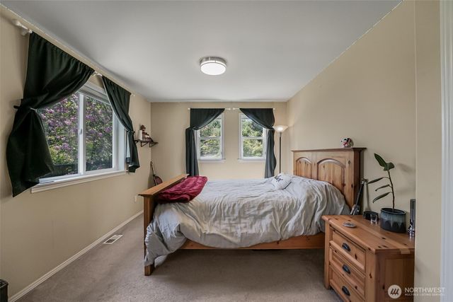 108 Glacier Peak Drive, Camano Island, WA 98282