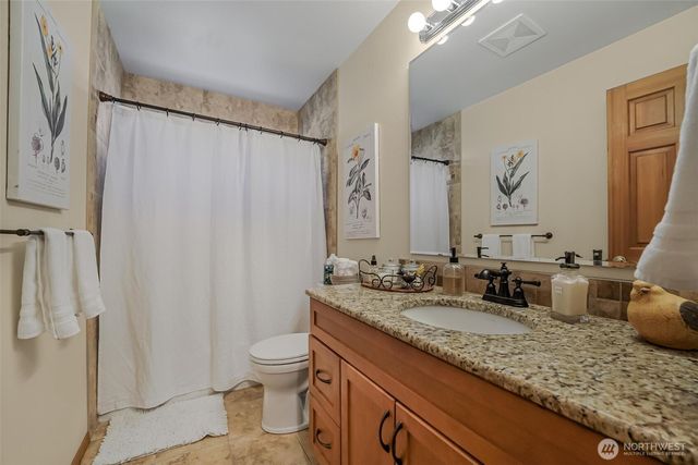 108 Glacier Peak Drive, Camano Island, WA 98282
