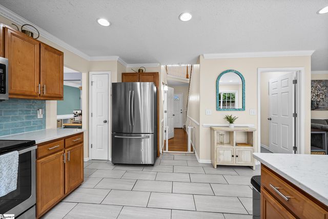 121 Steepleview Court, Greer, SC 29651
