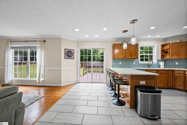 121 Steepleview Court, Greer, SC 29651