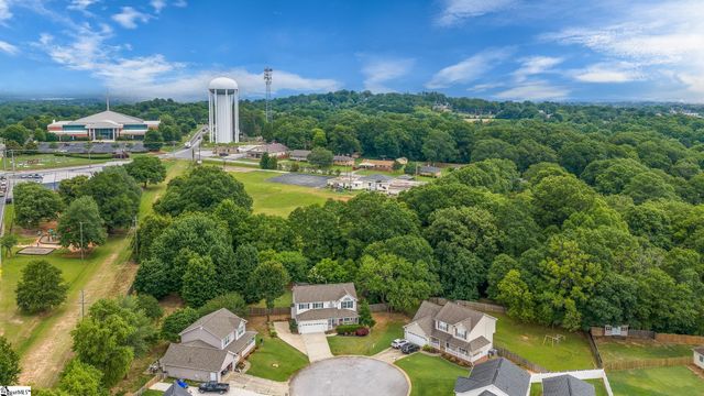 121 Steepleview Court, Greer, SC 29651