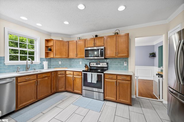 121 Steepleview Court, Greer, SC 29651