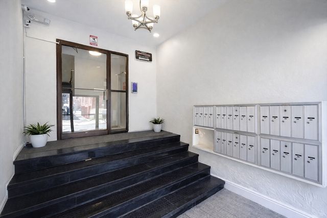 5 Royce Rd. 52, Boston, MA 02134