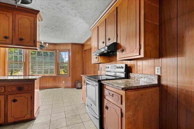 308 Cleveland St., Mullins, SC 29574