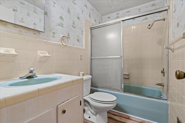 308 Cleveland St., Mullins, SC 29574