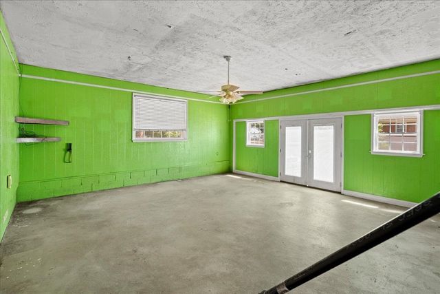 308 Cleveland St., Mullins, SC 29574