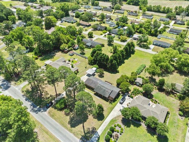 308 Cleveland St., Mullins, SC 29574