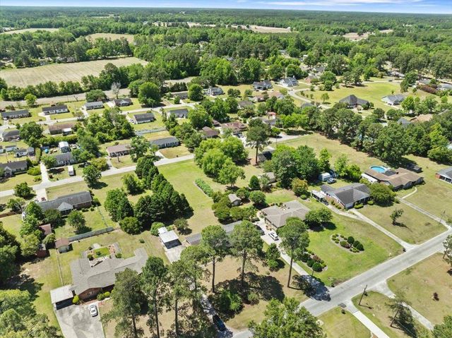 308 Cleveland St., Mullins, SC 29574