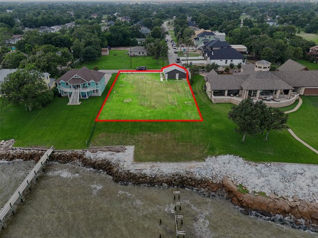 1714 Roscoe Street, La Porte, TX 77571