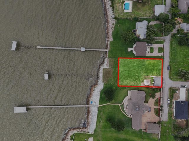 1714 Roscoe Street, La Porte, TX 77571