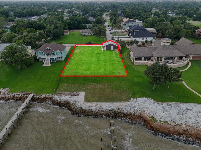 1714 Roscoe Street, La Porte, TX 77571