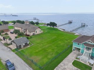 1714 Roscoe Street, La Porte, TX 77571