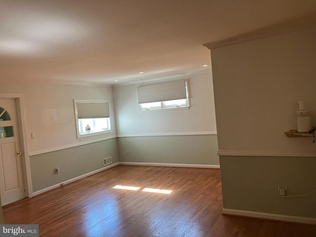 537 E INDIAN SPRING DR, Silver Spring, MD 20901