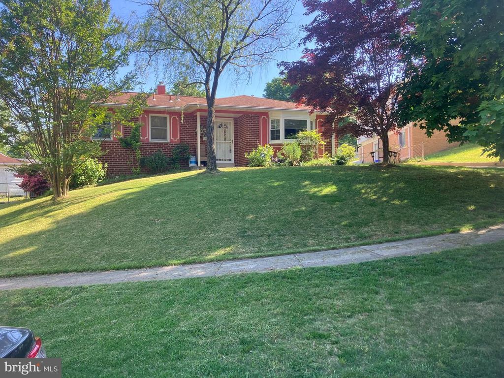 537 E INDIAN SPRING DR, Silver Spring, MD 20901