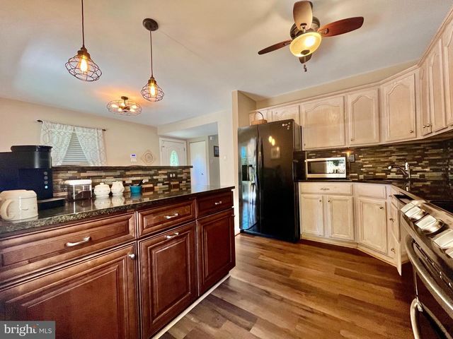 930 PASSAMAQUODY HARBOUR, Pasadena, MD 21122