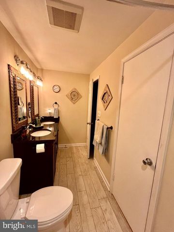 930 PASSAMAQUODY HARBOUR, Pasadena, MD 21122