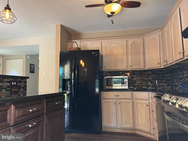 930 PASSAMAQUODY HARBOUR, Pasadena, MD 21122