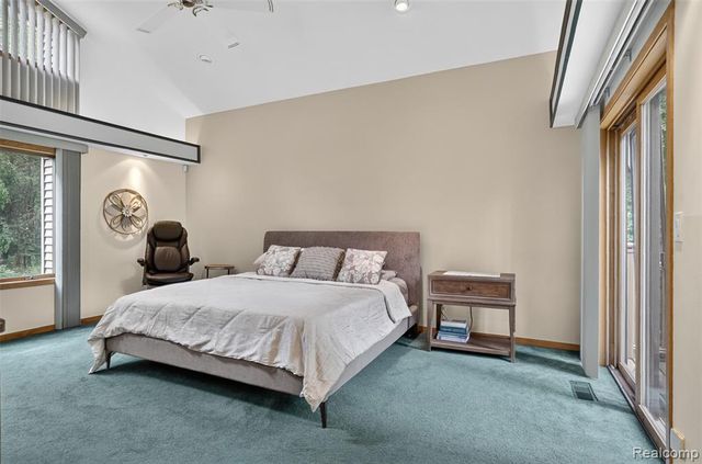 7772 Athlone Drive, Brighton, MI 48116