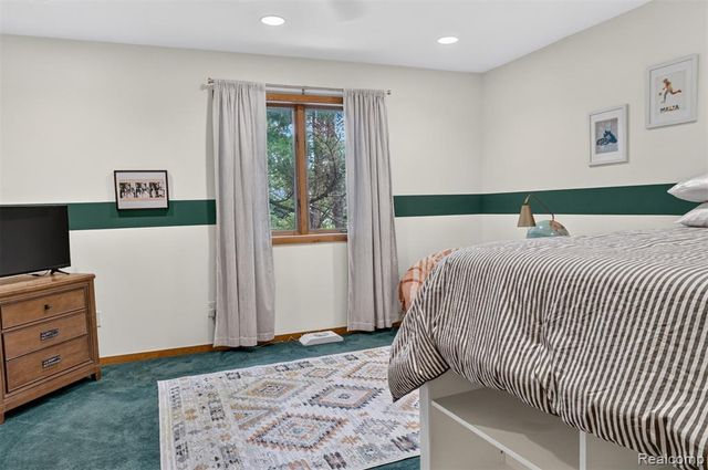 7772 Athlone Drive, Brighton, MI 48116